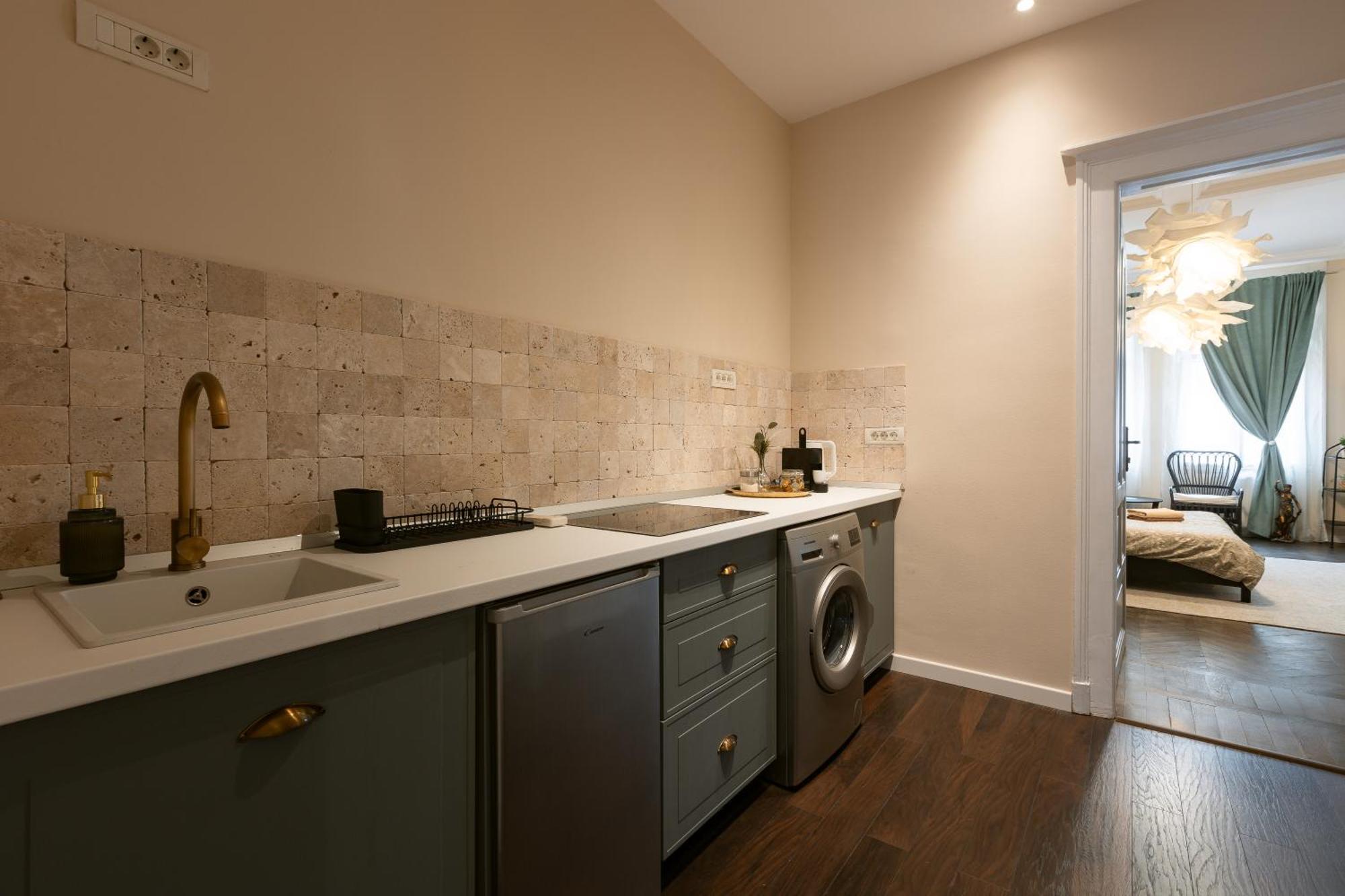 Central Charm - 2Br Apartment Timisoara Bagian luar foto